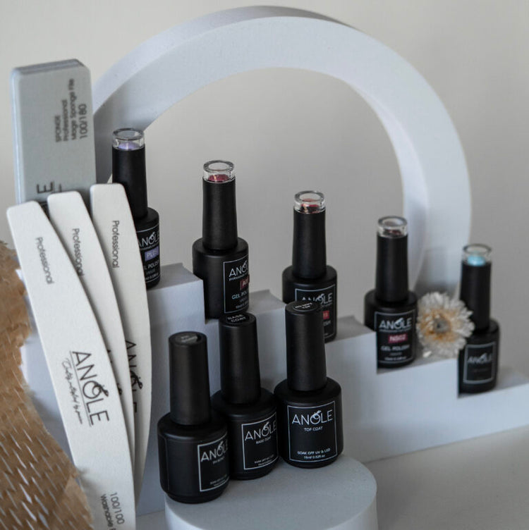 MANICURE